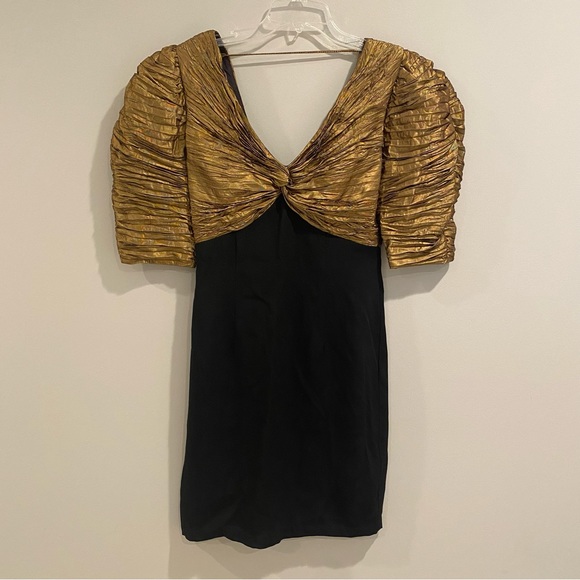 Vintage Gold & Black Plisse Puff Sleeve Dress - Picture 4 of 7